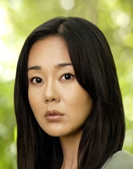 Yunjin Kim