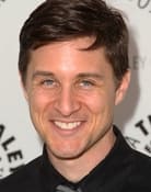 Yuri Lowenthal