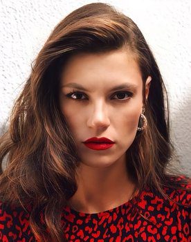 Yüsra Geyik