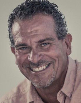 Lee Simmons